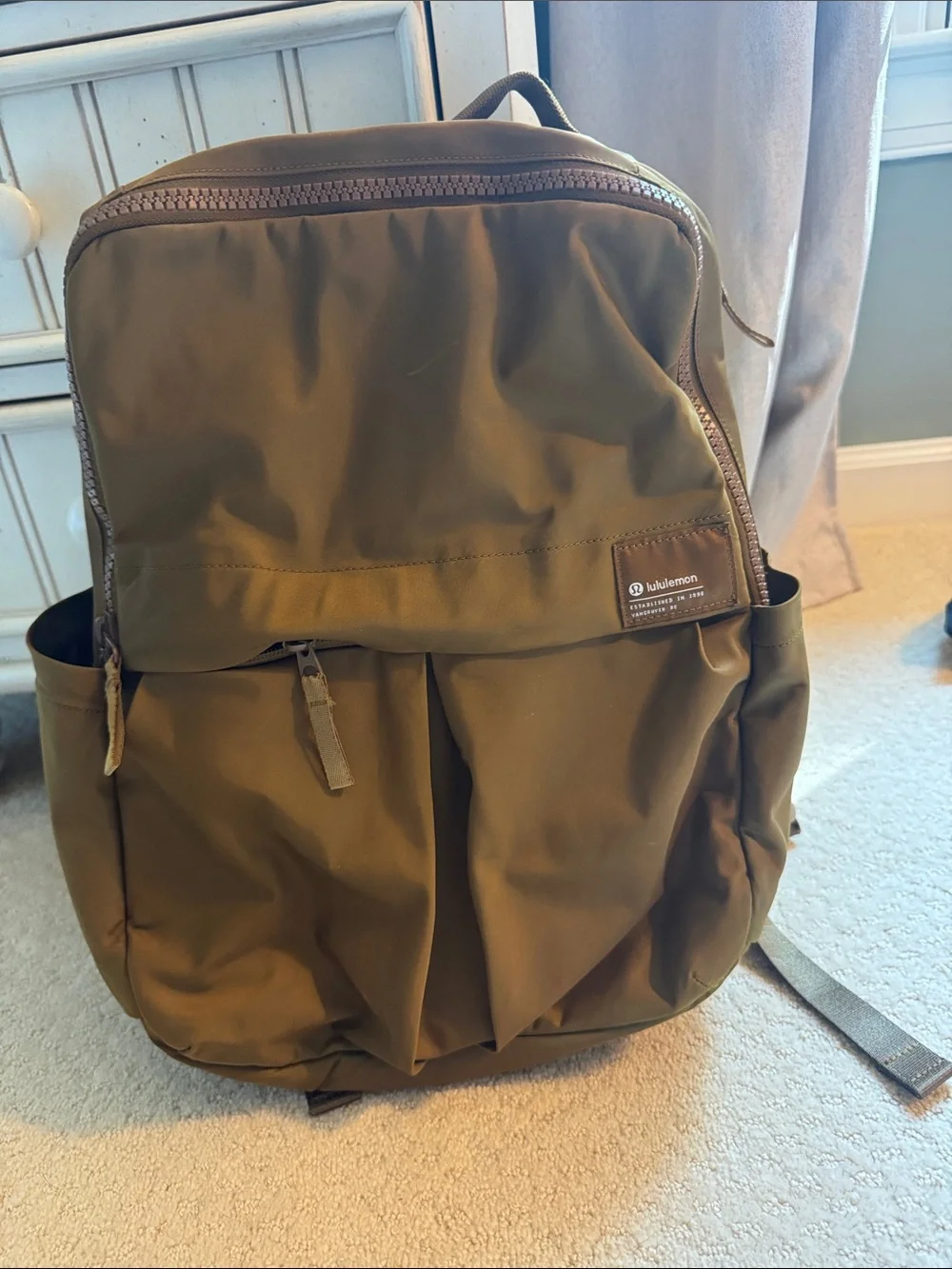 lululemon athletica Olive Green Everyday Backpack, Men and Women. GUC